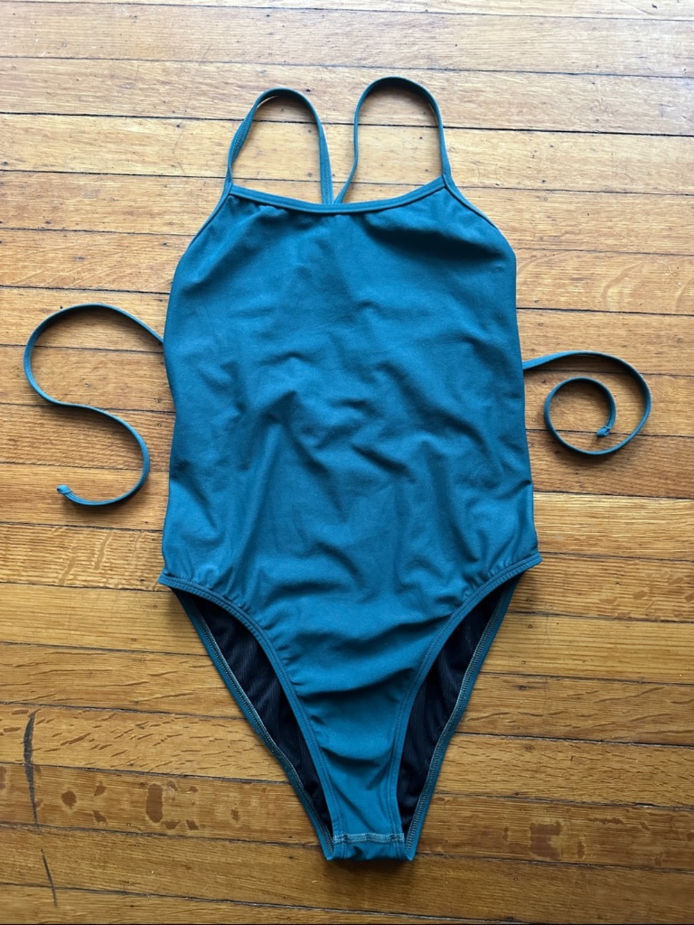 Jolyn Dayno 3 One Piece, 32, Peacock